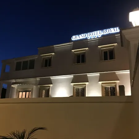 Grand Royal פומפיי