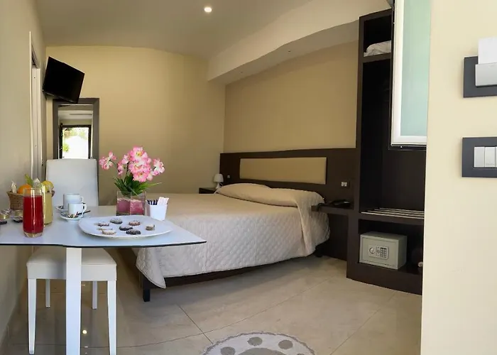 Grand Royal 4* Помпеи